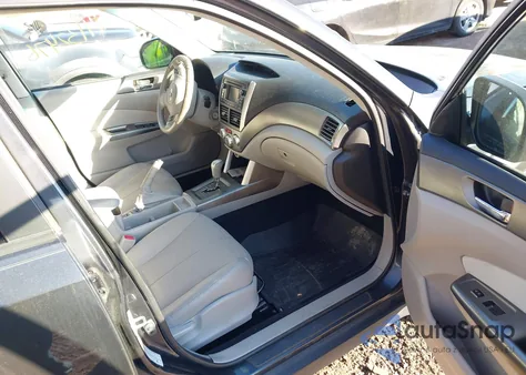 2011 Subaru Forester 2.5X Limited z USA, uszkodzony, nr VIN JF2SHBEC0BH756630